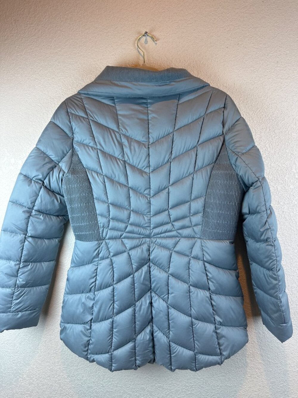 Bernardo Blue Quilted Puffer Jacket Women's Large Warm Coat Outdoors Everyday - Picture 11 of 11